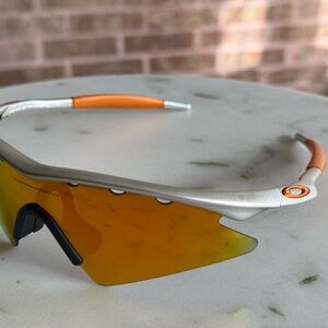 Oakley FMJ M Frame orange icon fire lens
